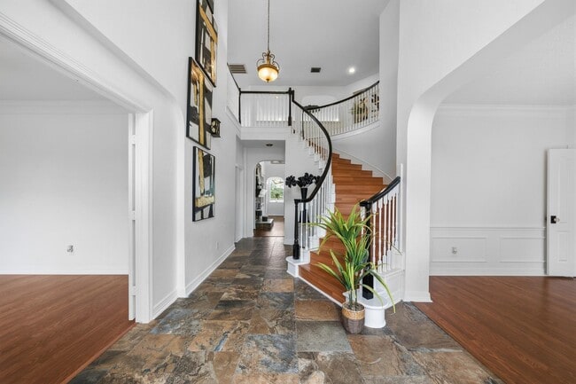Building Photo - 7211 Savannah Glen Ln