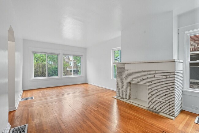 Building Photo - 6656-6656 Woodwell St