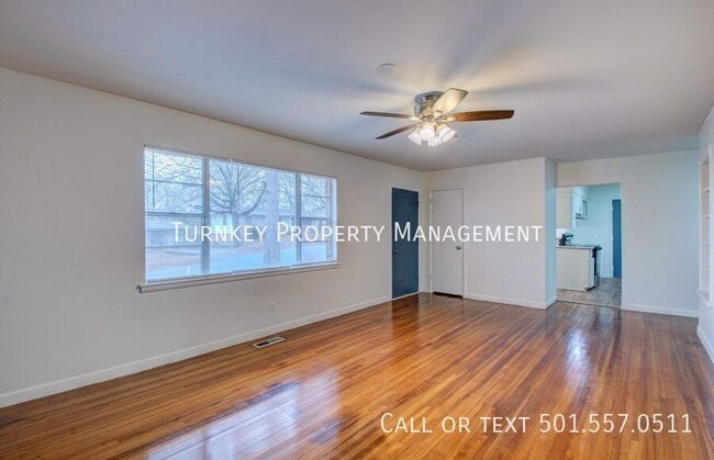 Building Photo - 4600 Lynn Ln