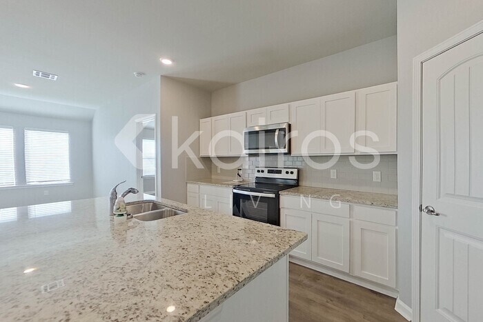 Building Photo - 406 Mango Dr