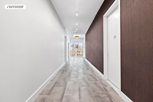 Building Photo - 21-59 44th Drive 2C