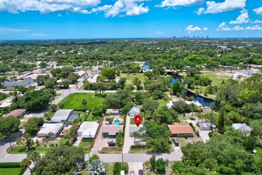 Building Photo - 27250 Shriver Ave