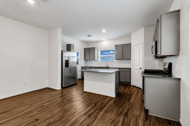 Building Photo - COMING SOON - MID MAY