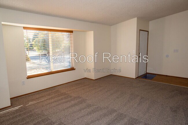 Building Photo - 13209 7th Ave Ct E