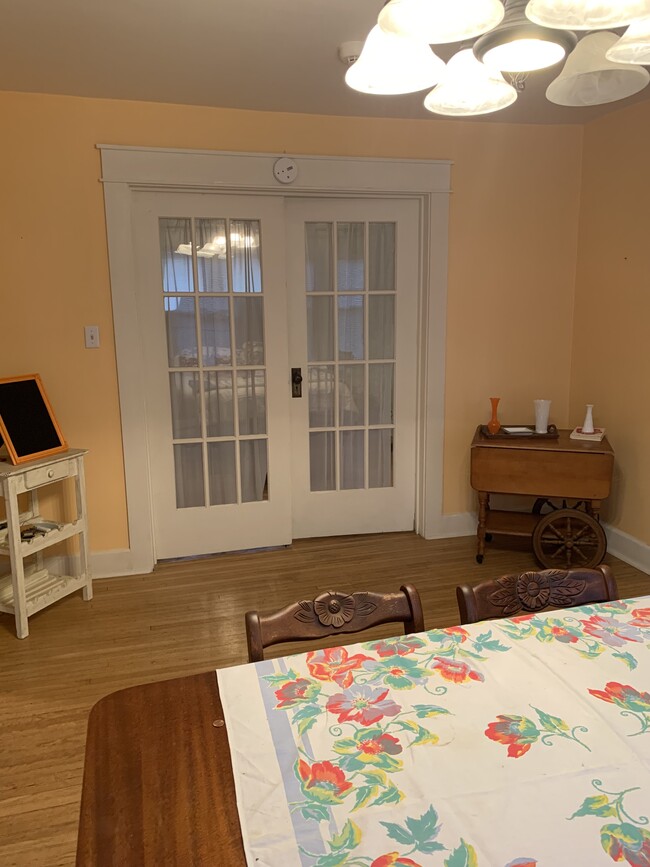 Dining room French doors- behind is the master bedroom - 704 W Cherokee Dr