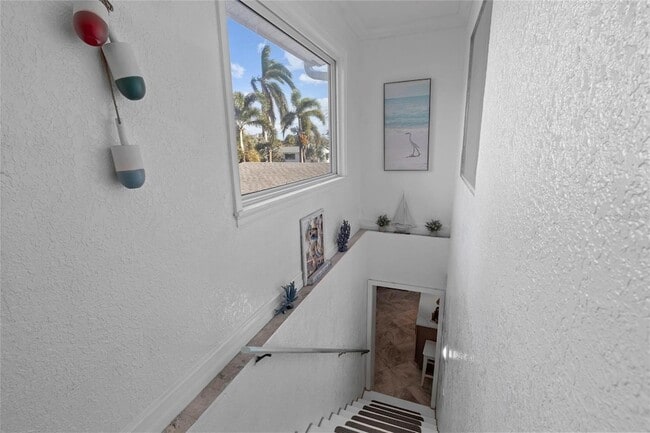 Building Photo - 284 44th Ave