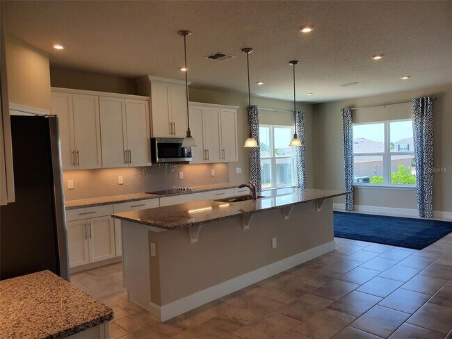 Building Photo - 3444 Grassy Lake View Ave
