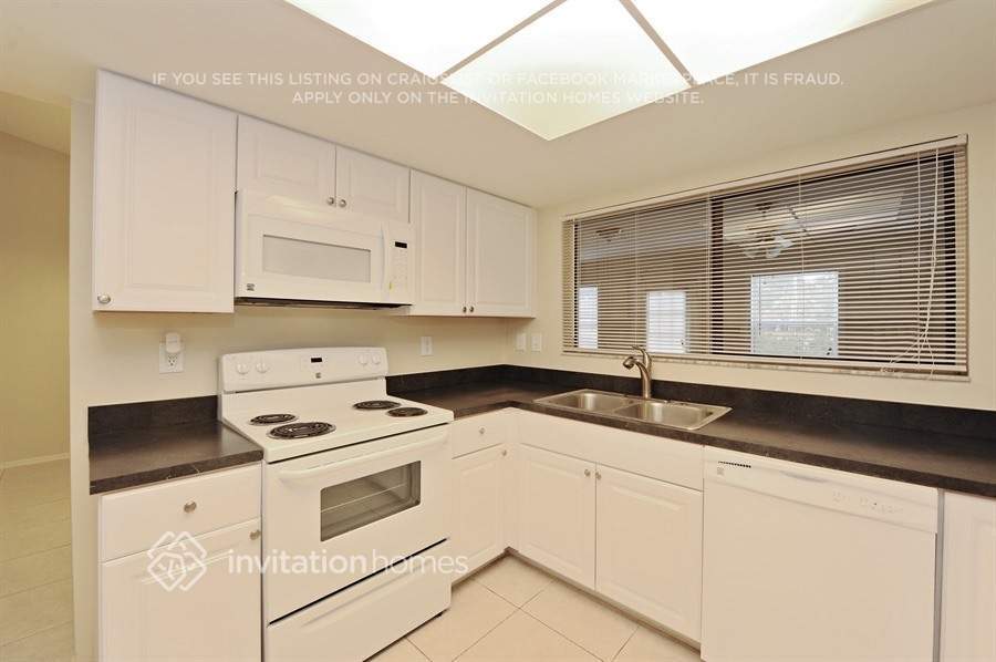 Building Photo - 540 Still Meadows Cir W