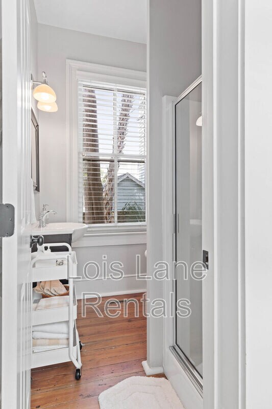 Building Photo - 35 Montagu St