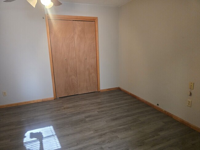 Building Photo - 9873 AR-352