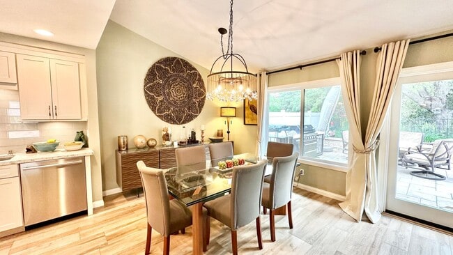 Building Photo - Beautifully Upgraded Single Story in the P...