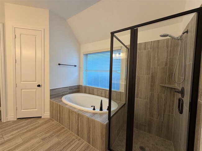 Building Photo - 3319 Sky Run Ct
