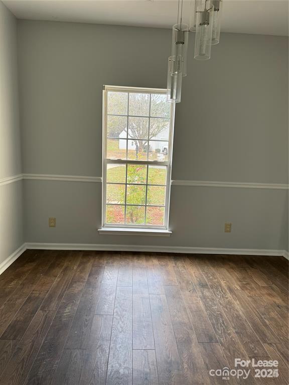 Building Photo - 5304 Starflower Dr