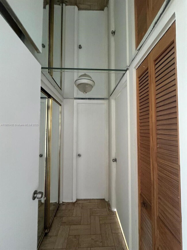 Building Photo - 15600 NW 7th Ave