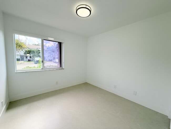 Building Photo - 20841 NW 1st St