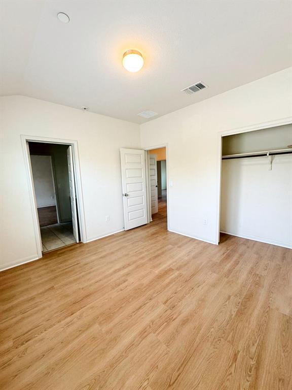 Building Photo - 1620 Bryant Dr