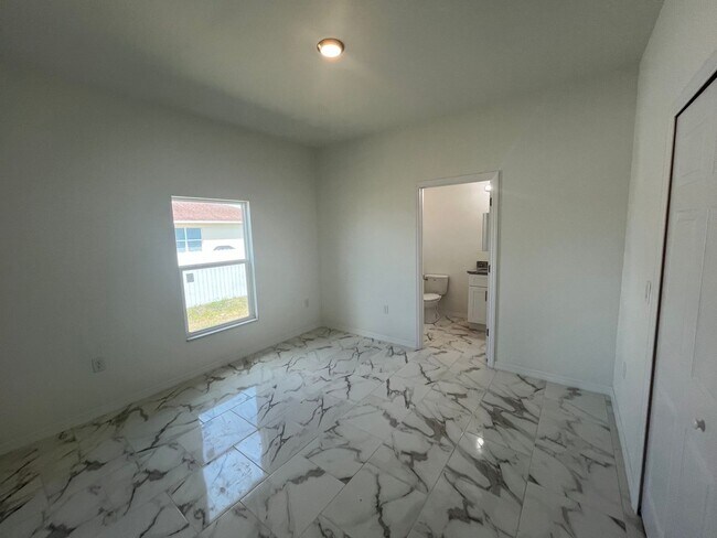 Building Photo - NEW CONSTRUCTION-GREAT SW LOCATION IN LEHI...
