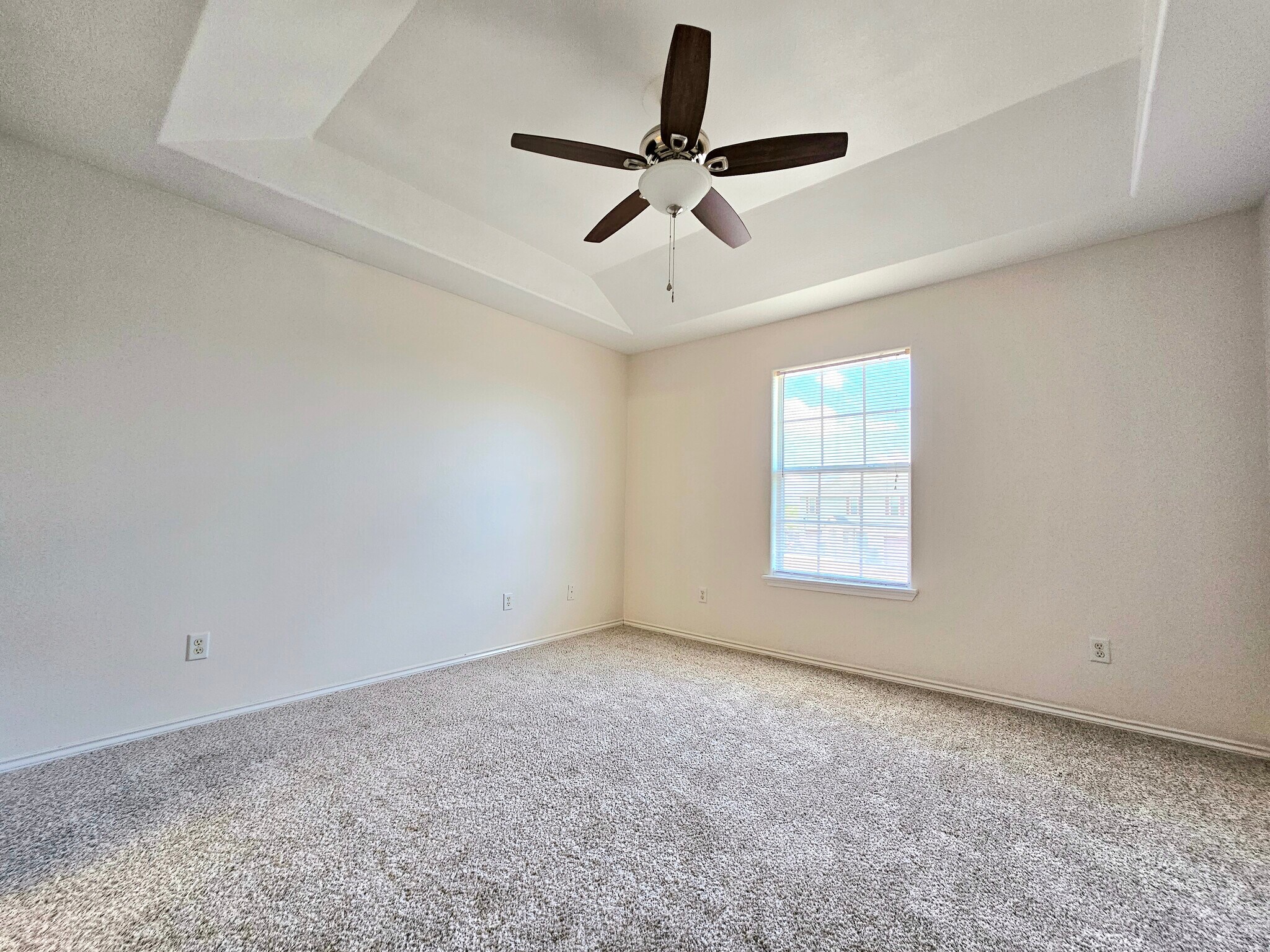 Building Photo - 813 W Arroyo Park Ln