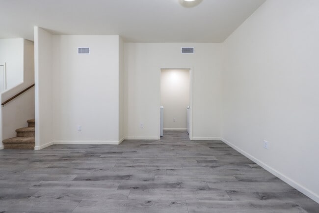Building Photo - 3732 E Mercedes Ct