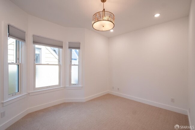 Building Photo - 60 Carmelita St