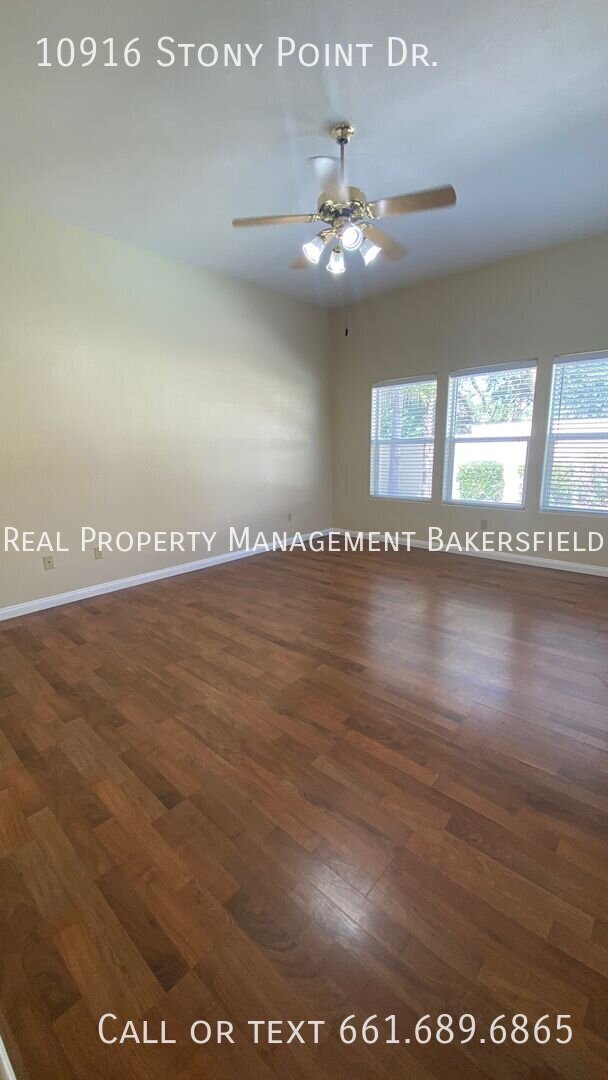 Building Photo - 10916 Stony Point Dr