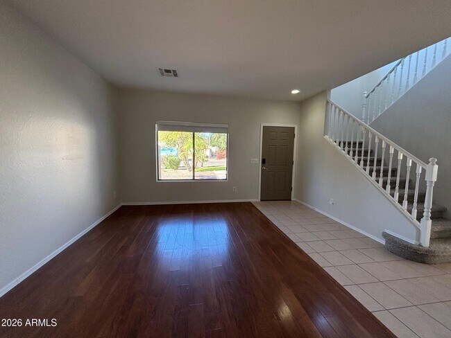 Building Photo - 12849 W Weldon Ave