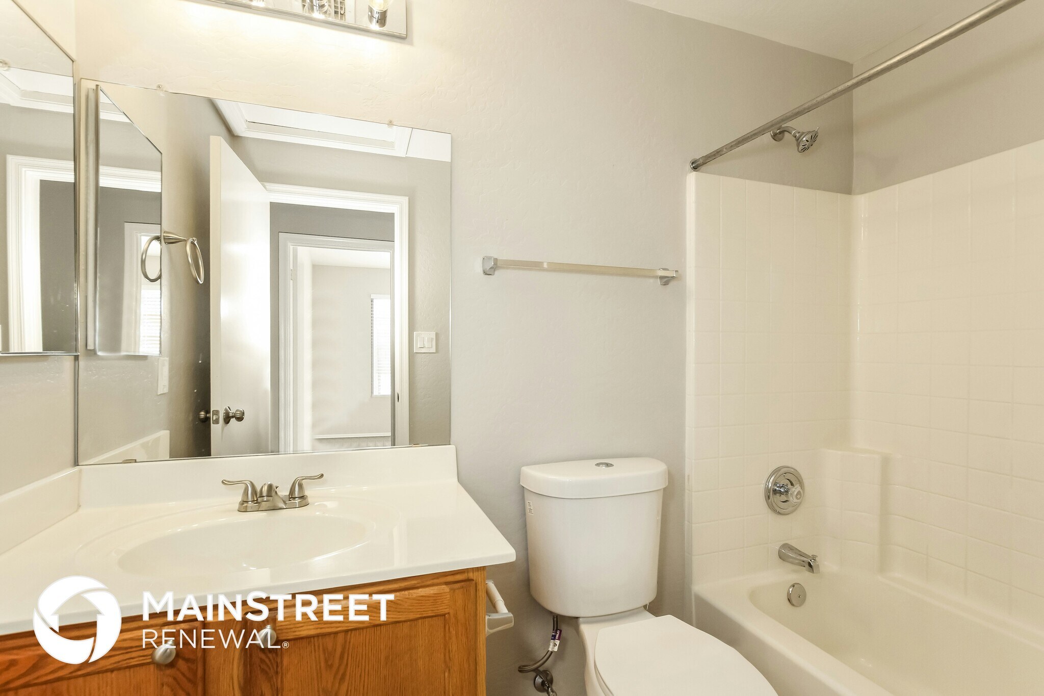 Building Photo - 15237 N Gil Balcome Ct