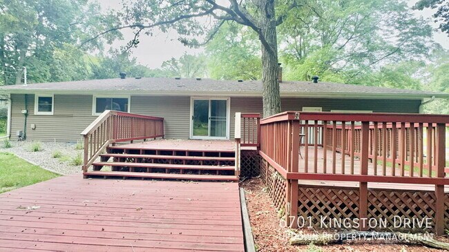 Building Photo - 6701 Kingston Dr