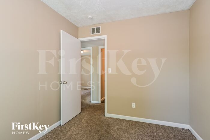 Building Photo - 2787 Dawnview Dr