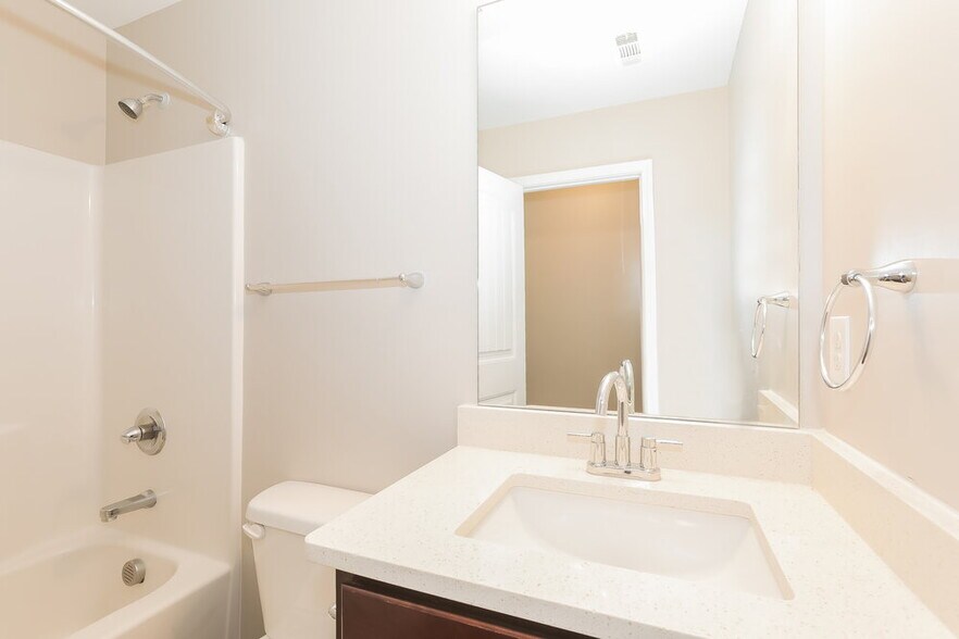 Building Photo - 155 Rockingham Dr