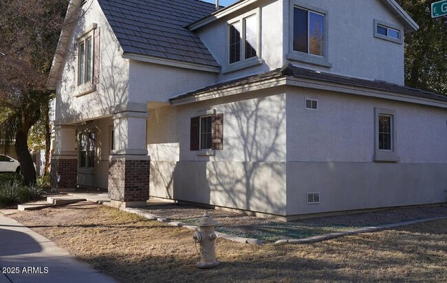 Building Photo - 1464 S Heron Ln