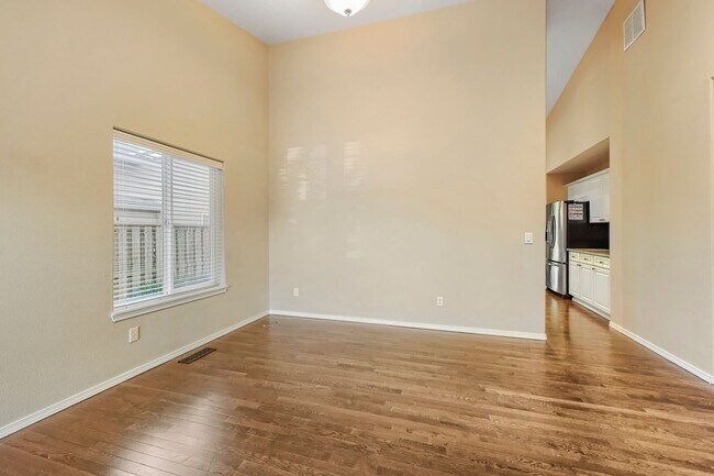 Building Photo - Single-Level 4BR/2BA Ranch — Spacious 3-Car Garage & Low-Maintenance Yard (Oregon City / Fairway ...