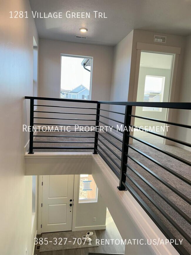 Building Photo - 1281 Vlg Grn Trl