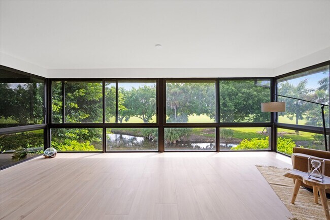 Building Photo - 2810 Polo Island Dr
