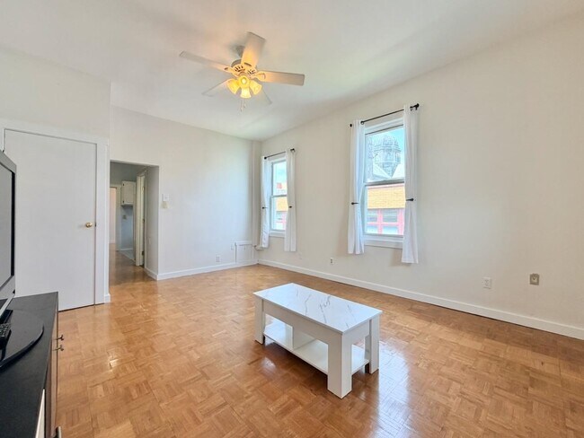 Building Photo - 514 Monastery Pl