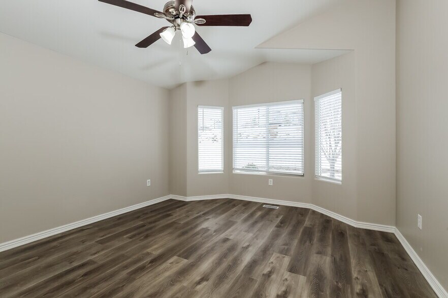 Building Photo - 12682 Diamondback Dr