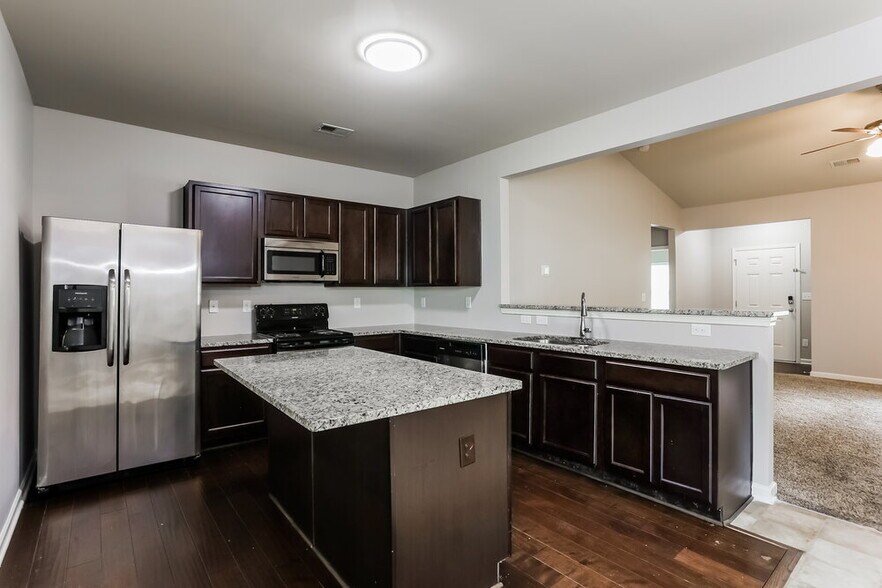 Building Photo - 2972 Nairn Ct