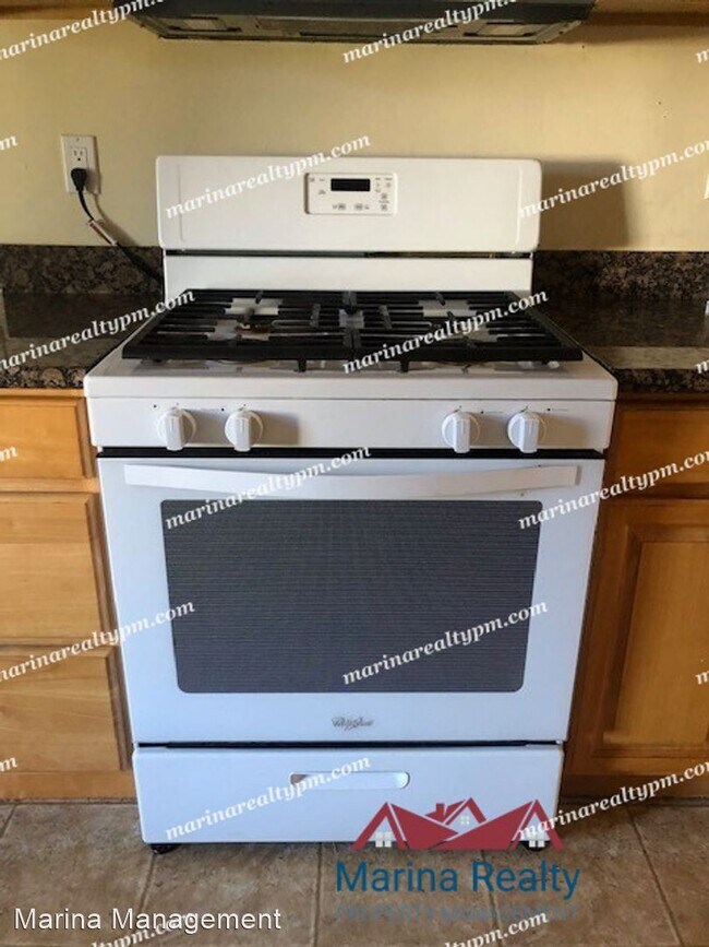 Building Photo - 3 br, 2 bath House - 460 Benicia Rd