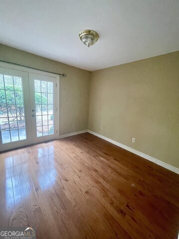 Building Photo - 242 Ebenezer Church Rd