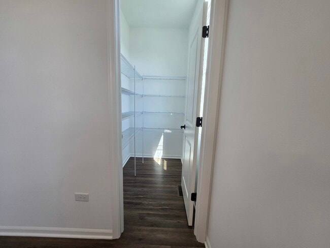 Building Photo - 4509 Chelsea Mnr Cir