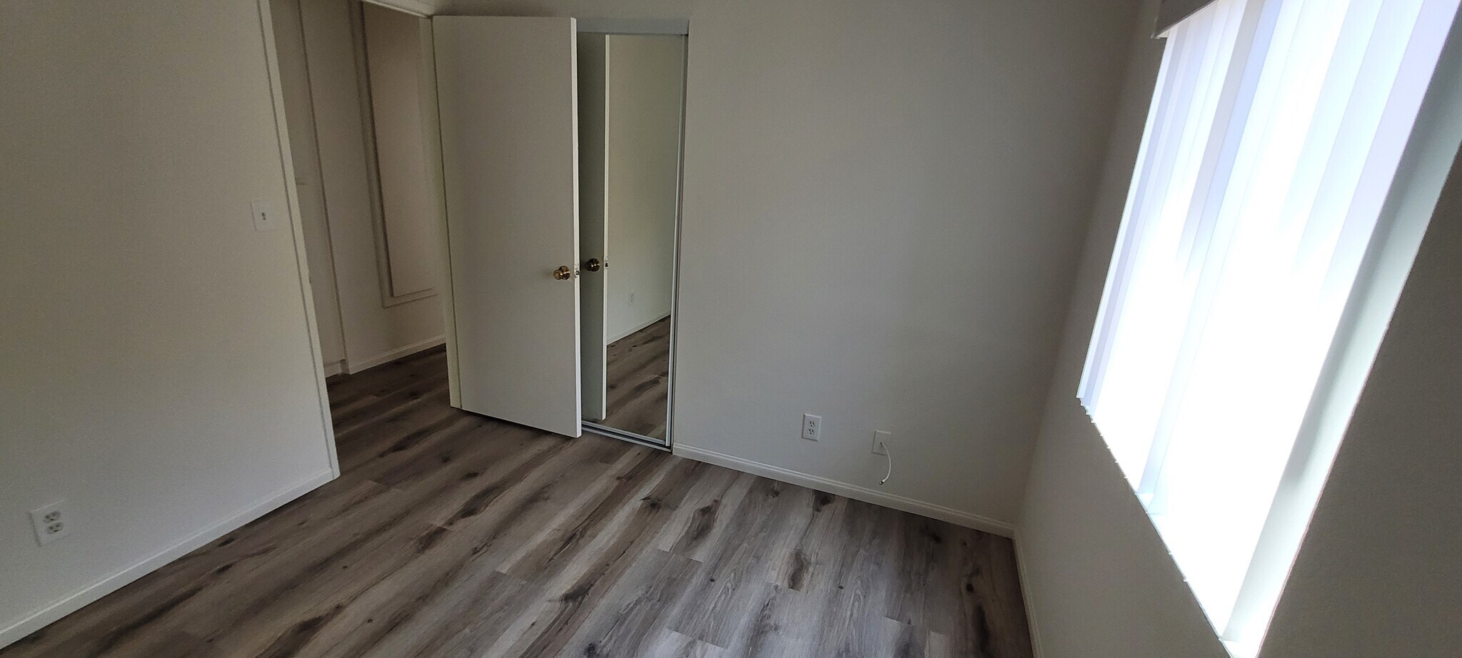 Building Photo - 27925 Tyler Ln