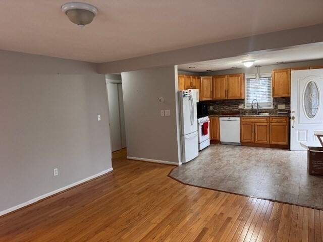 Building Photo - 281 Summer St