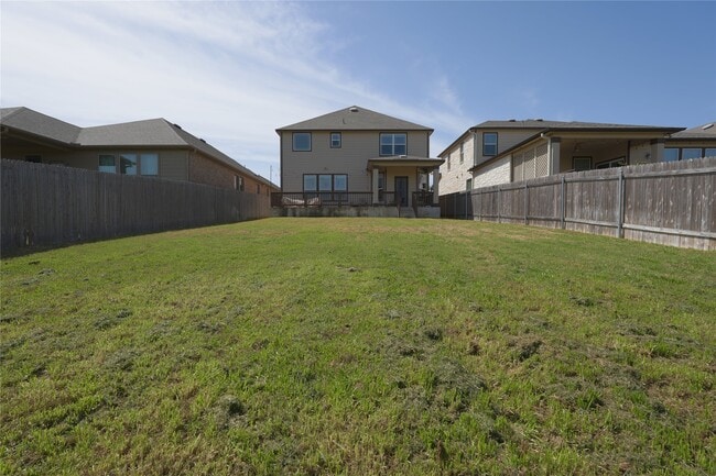 Building Photo - 404 Kaden Prince Dr