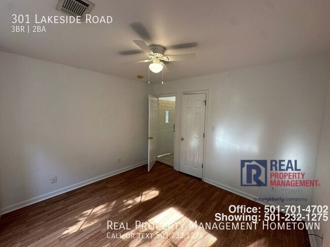 Building Photo - 301 Lakeside Rd