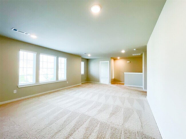 Building Photo - 8623 Oceanmist Cv Dr