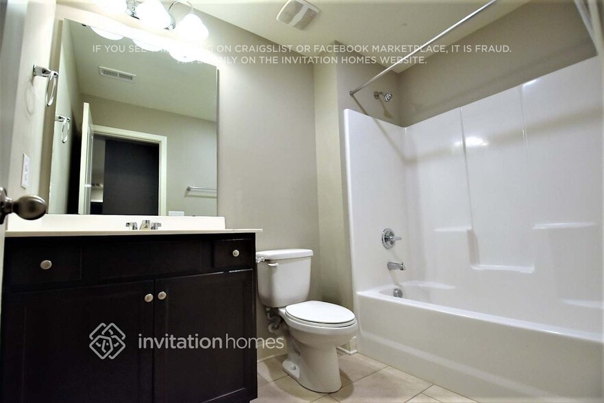 Building Photo - 5377 Roberta Crossing Dr