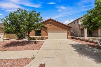 Building Photo - 7409 Dewberry Dr