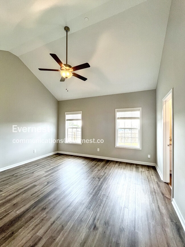 Building Photo - 1409 Pipeline Ave