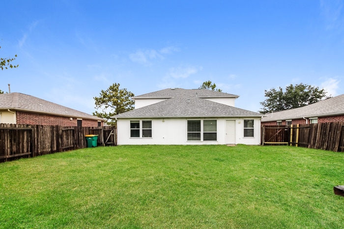 Building Photo - 5410 McKinley Ct