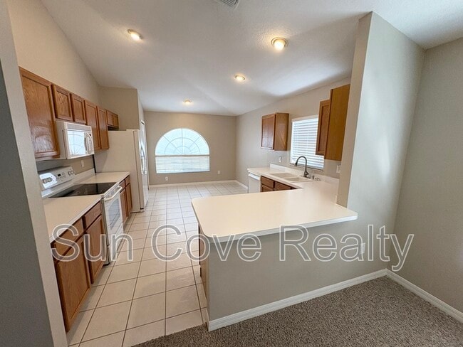 Building Photo - 31032 Stone Arch Ave